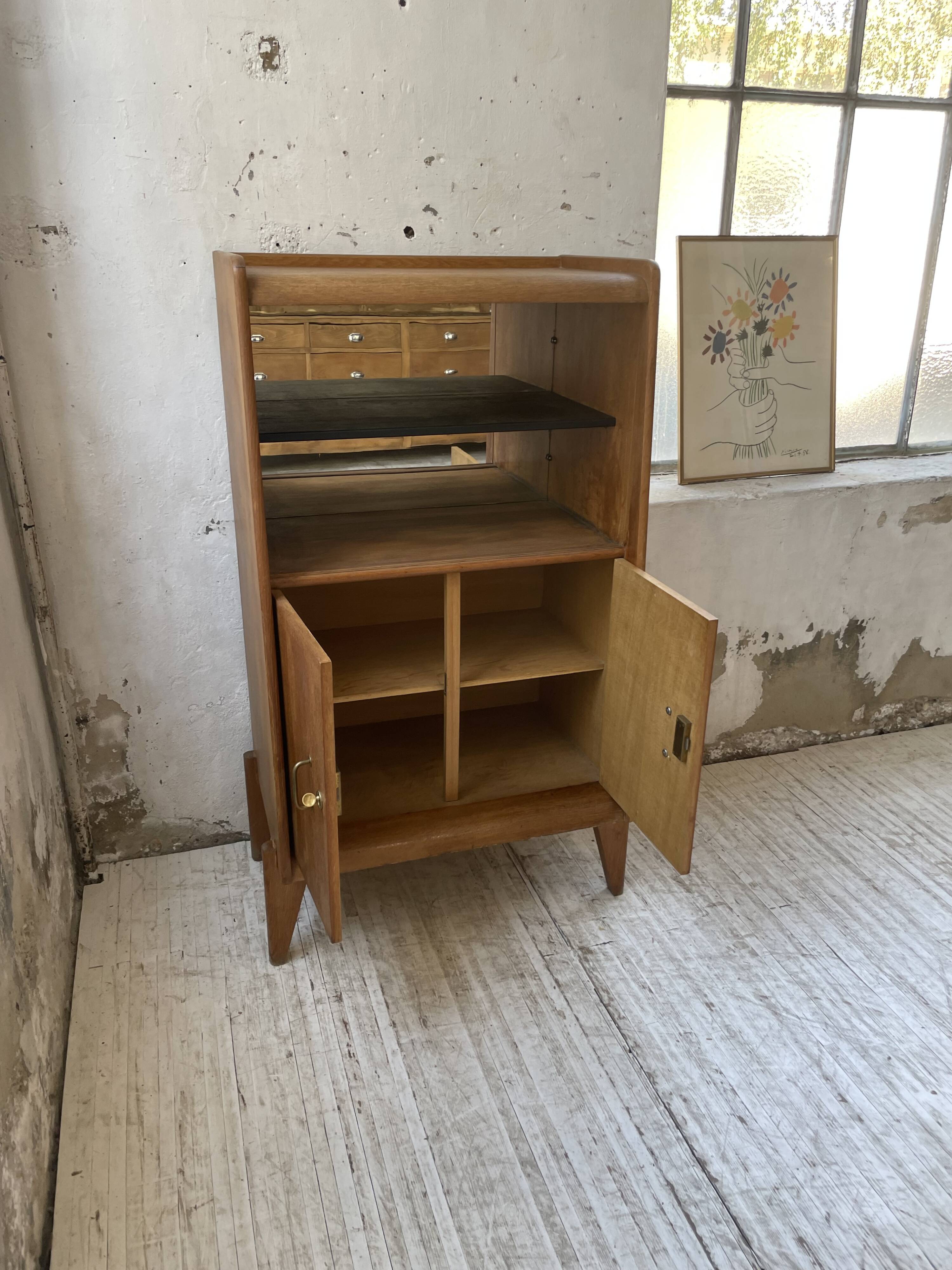 Meuble de rangement secrétaire chêne années 60