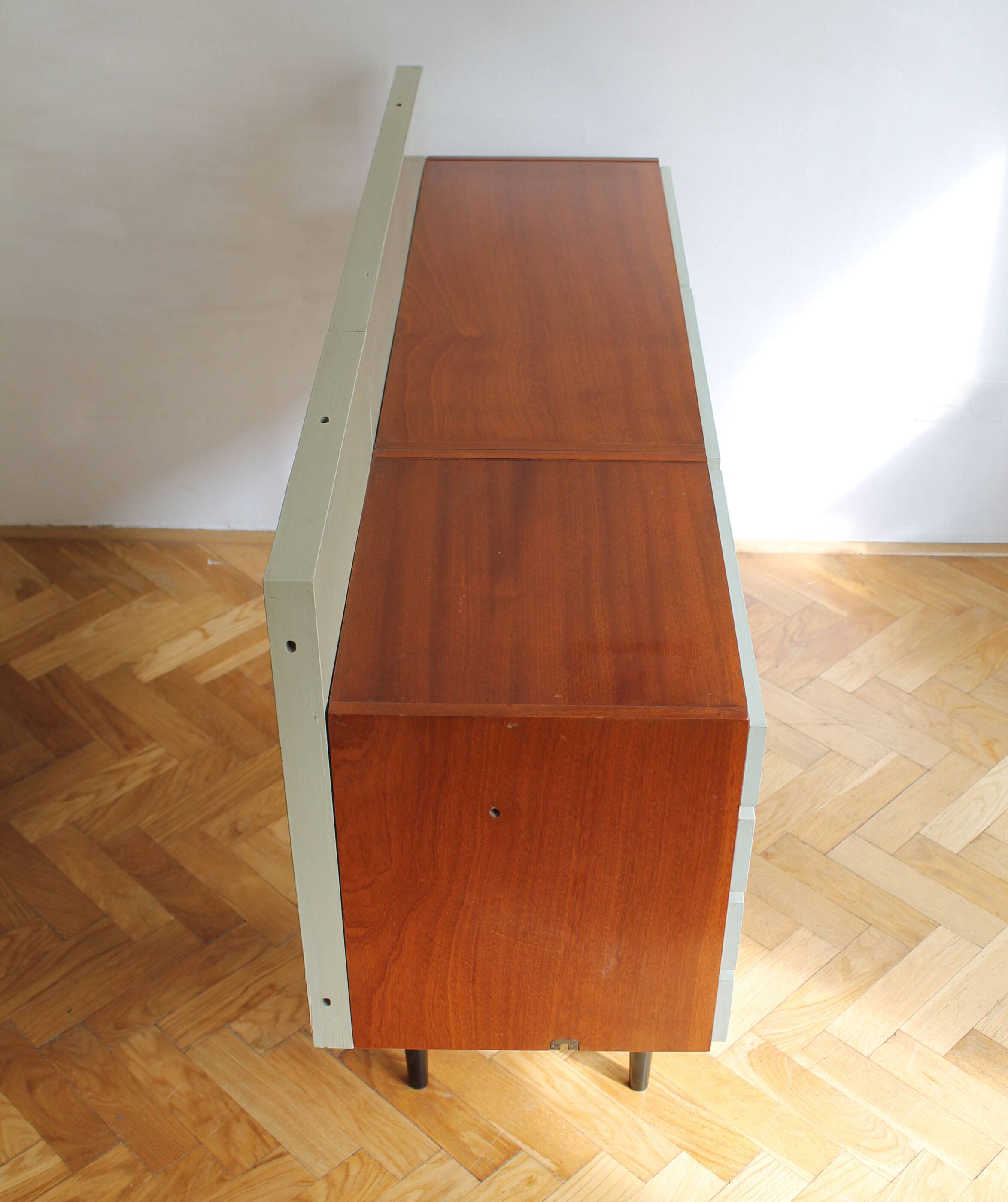 Bureau modulaire des années 1970