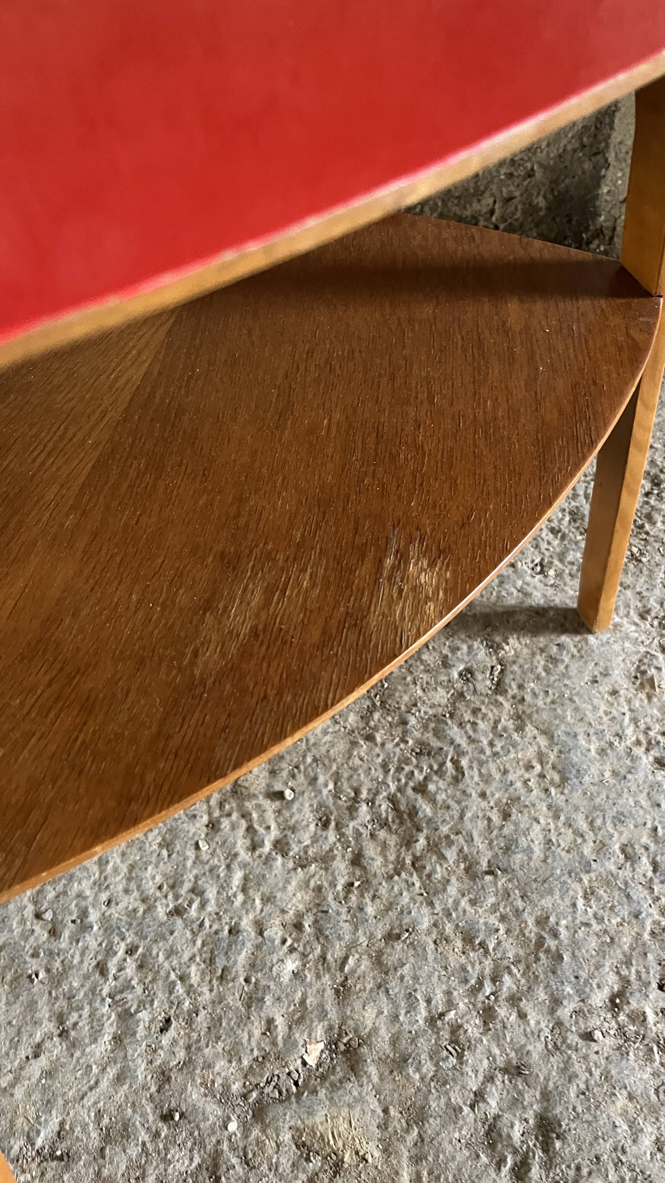 Bow Hood Table - Hugues Steiner