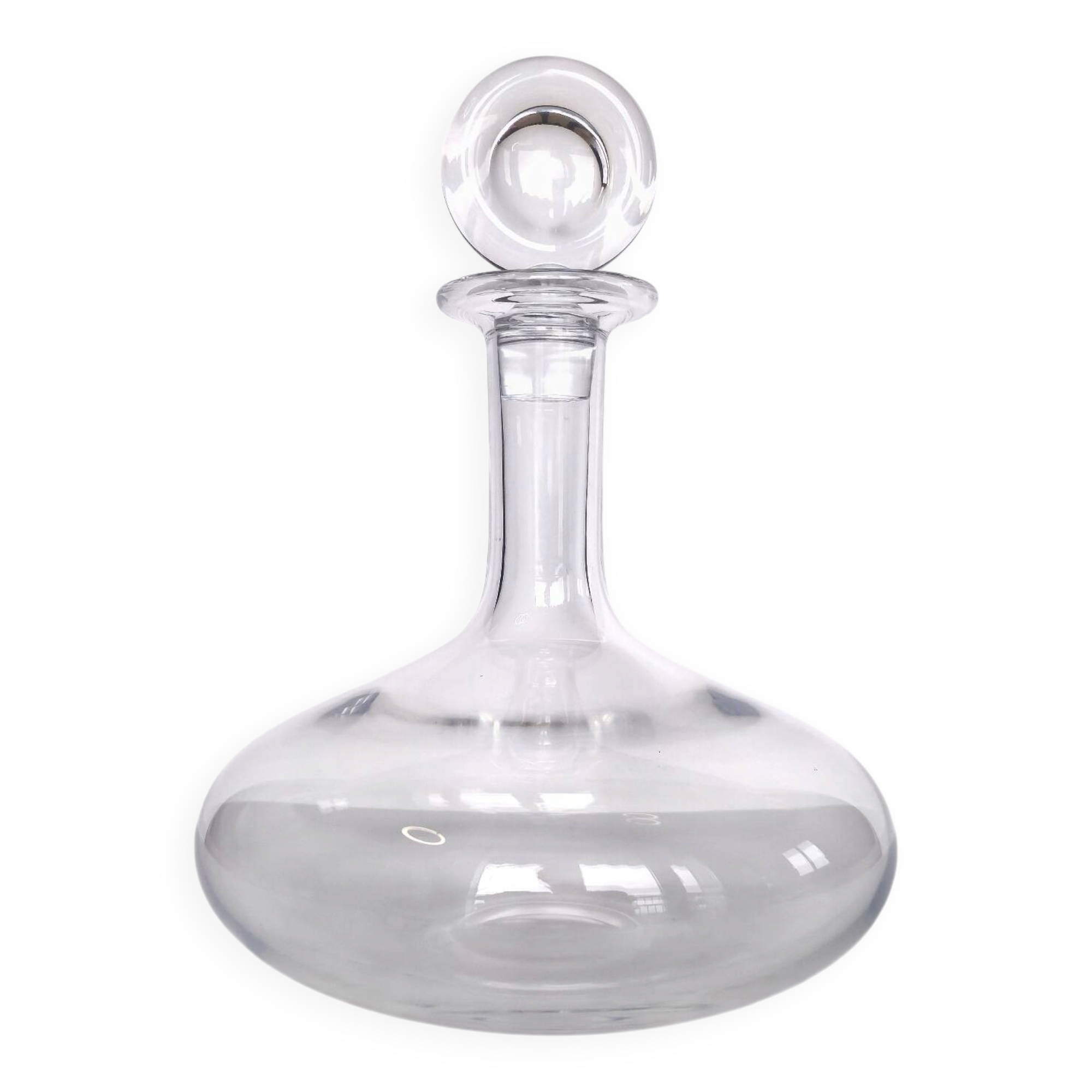 Very beautiful Baccarat crystal decanter model Oenology.