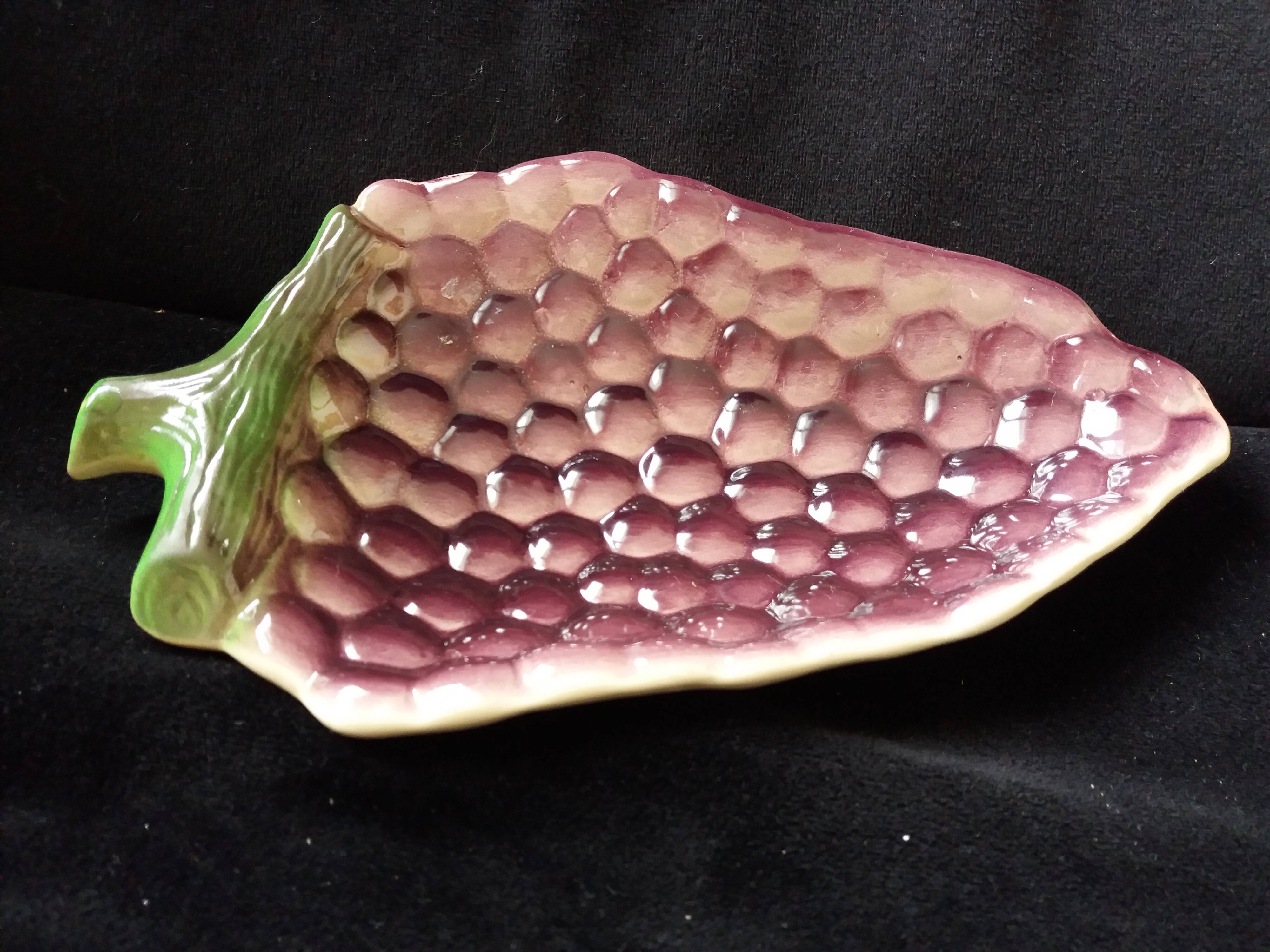 Saint Clément Lunéville grape storage cup