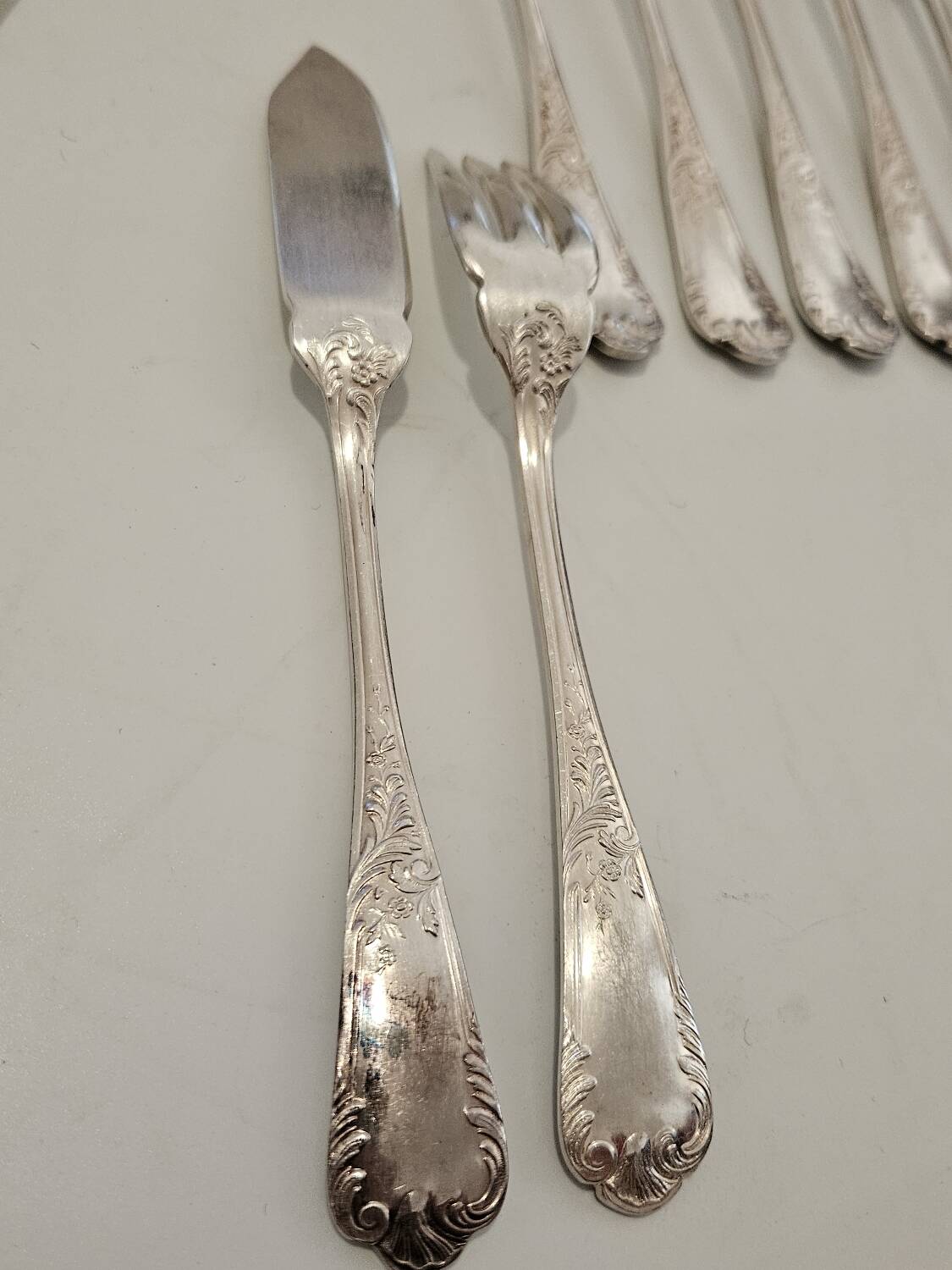 Fish cutlery set