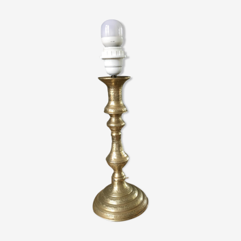 Table lamp in brass