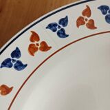 Set of 6 St-Amand soup plates