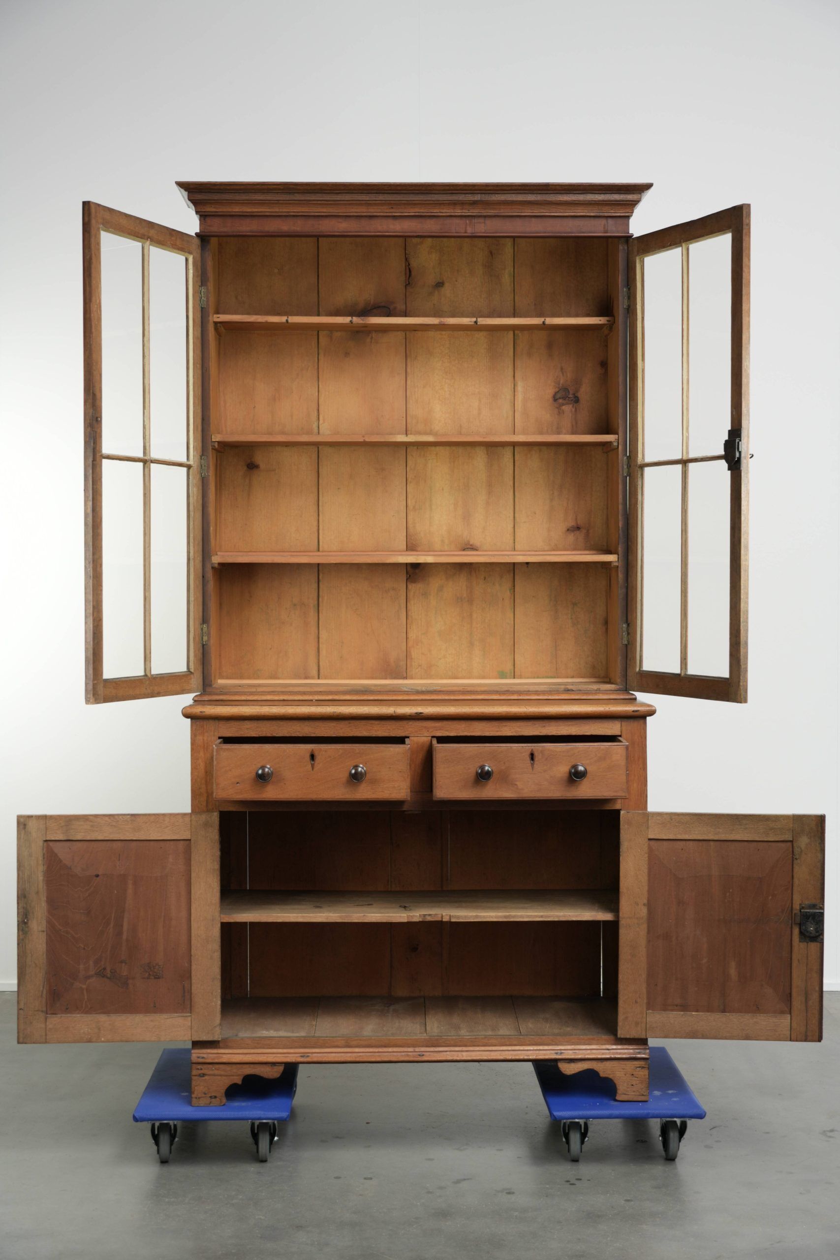 Antique English oak buffet/bookcase from 19th century with original glass