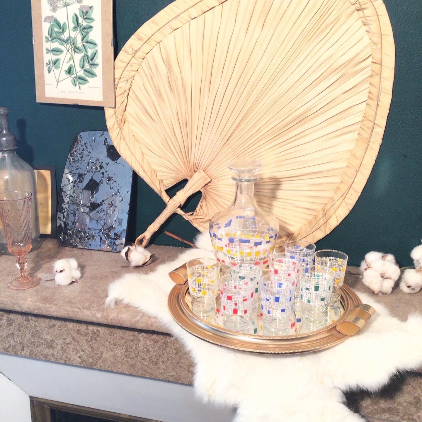 Liquor service 1950 geometric decoration