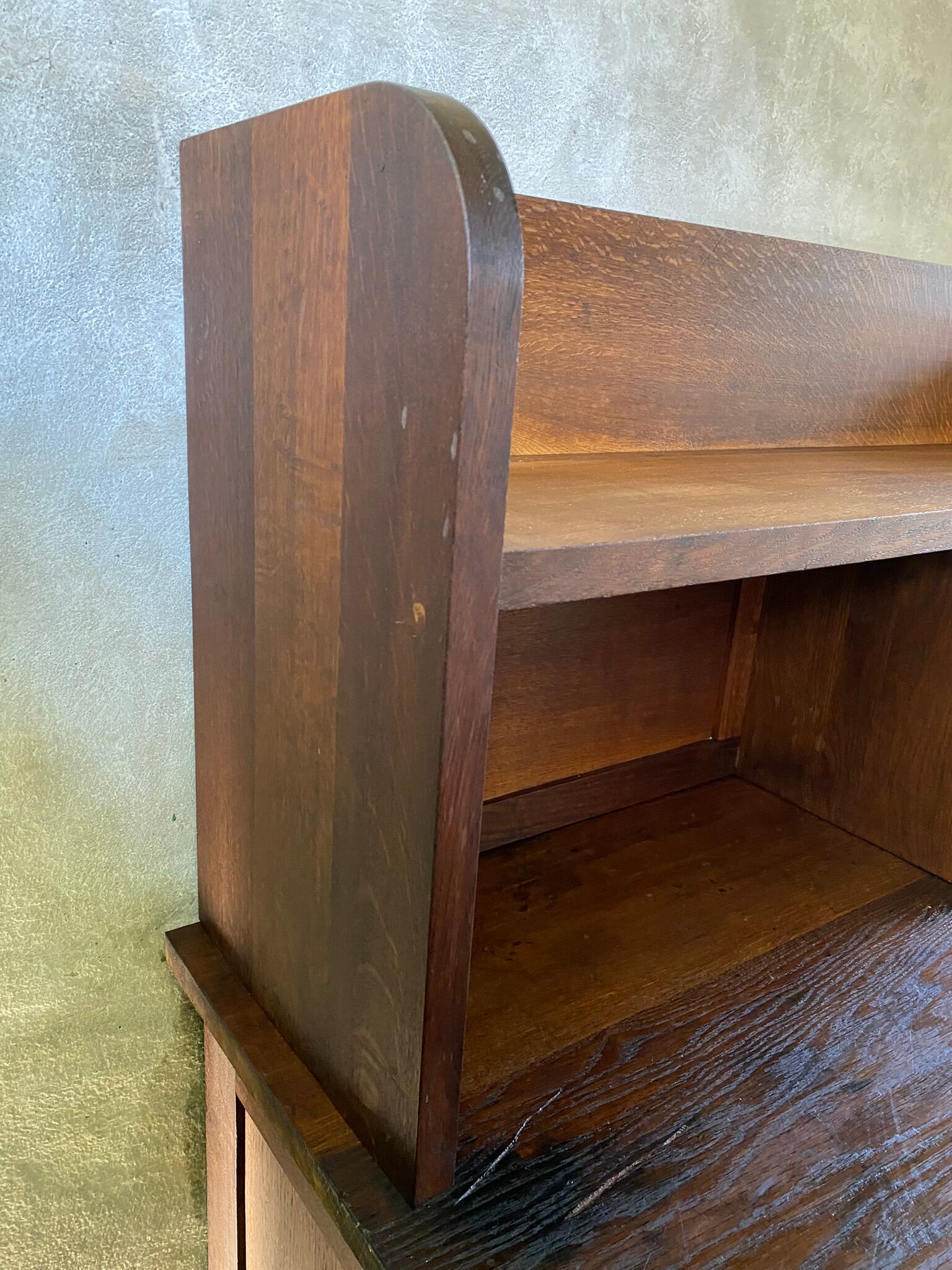 Craft furniture with vintage architect plans in solid oak