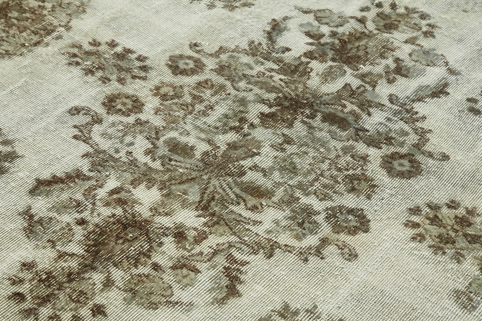 Handmade hi-low pile oriental grey rug, 1980s, 206 cm x 297 cm