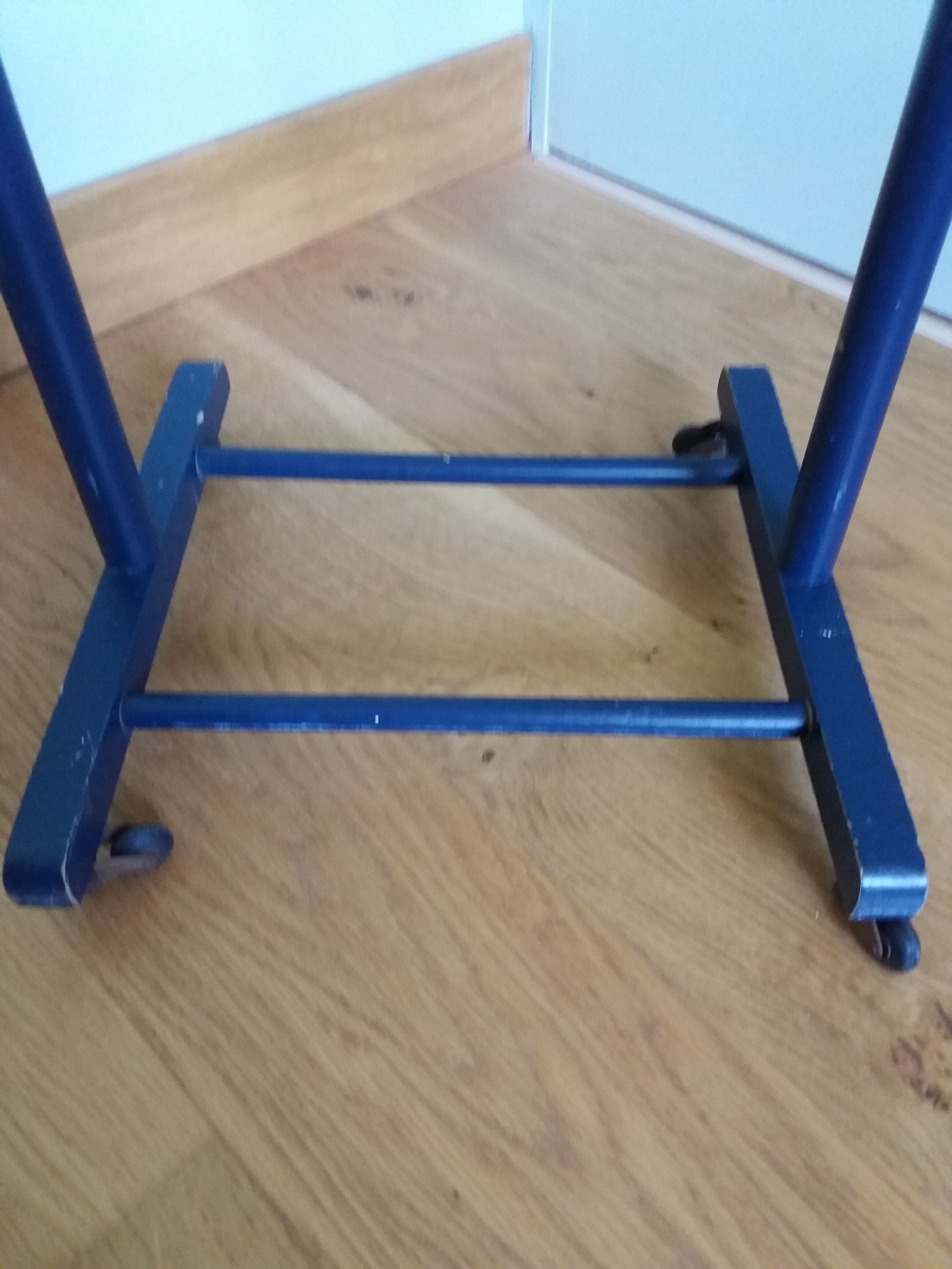 Children's room valet