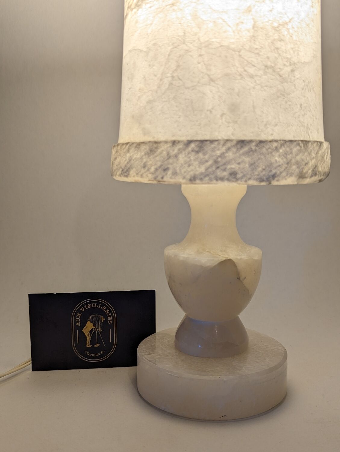 Alabaster lamp