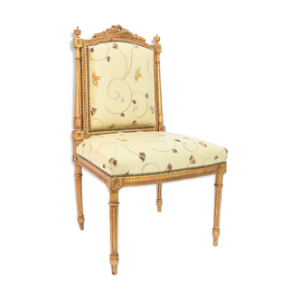 Chaise en bois doré