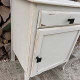 Meuble de rangement ancien rénové