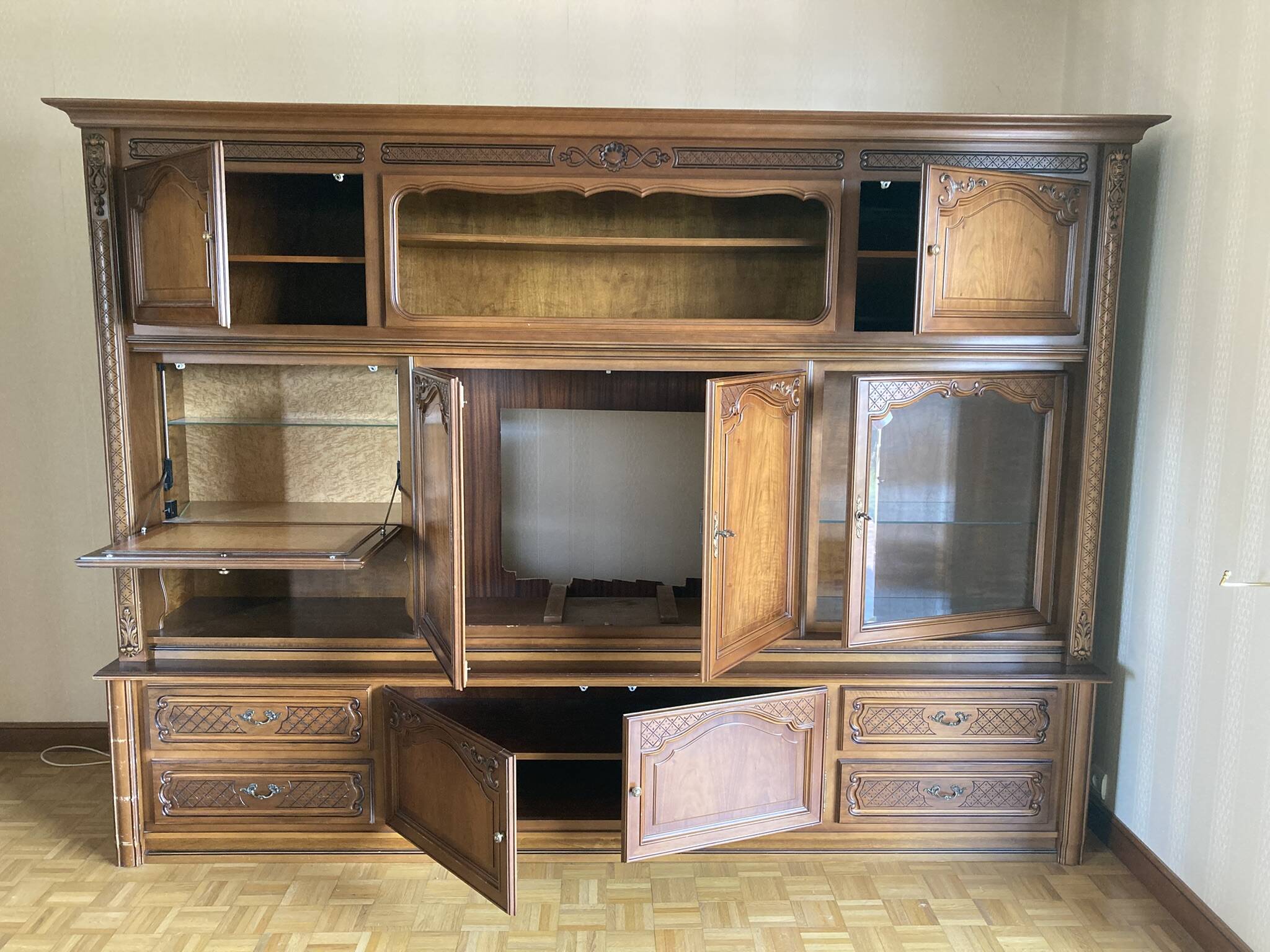 Solid wood living room furniture