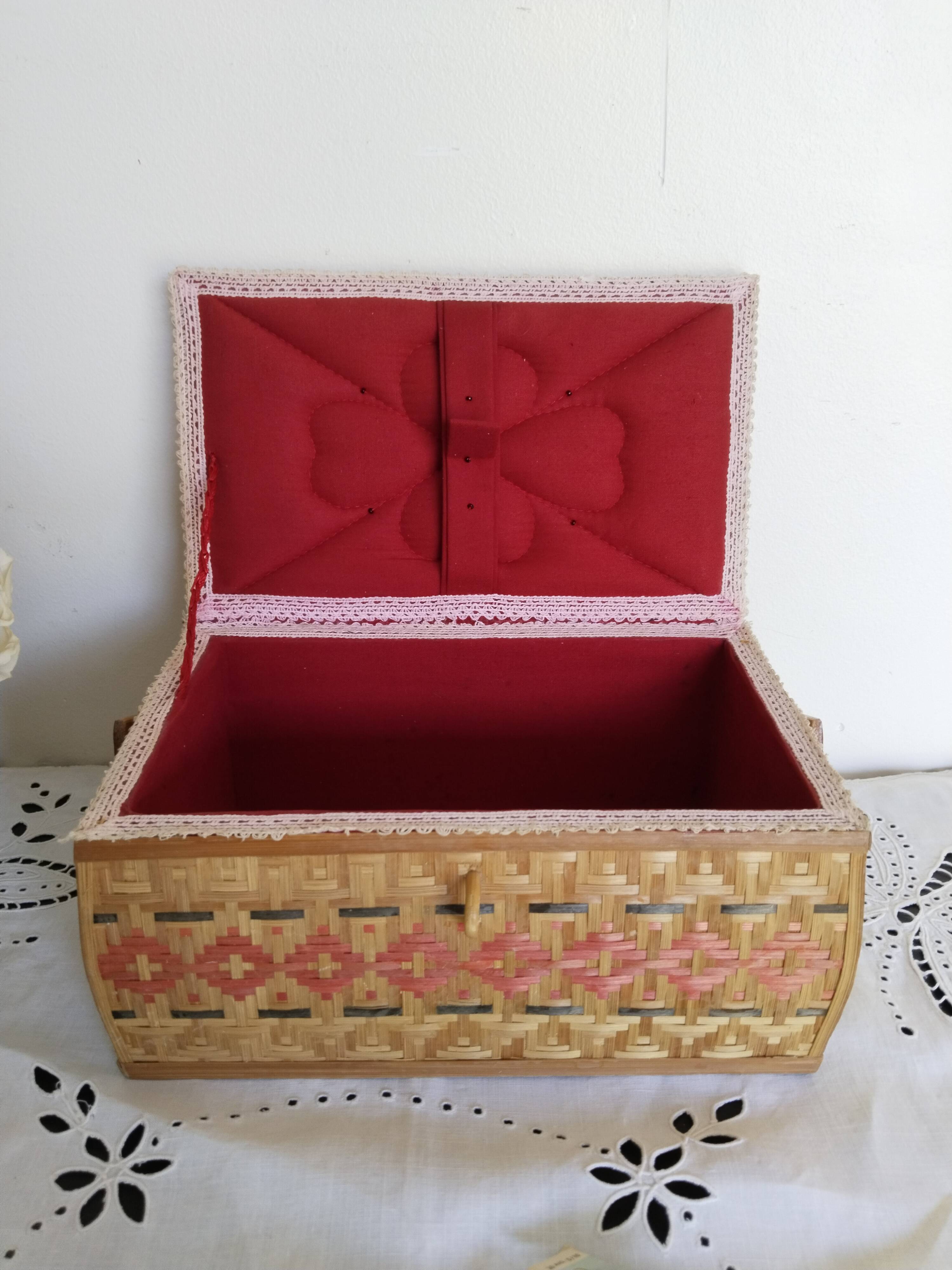 Sewing box, rattan worker