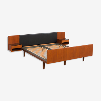 Hans Wegner bed for Getama, teak queen size bed with floating night tables, Denmark, 60s