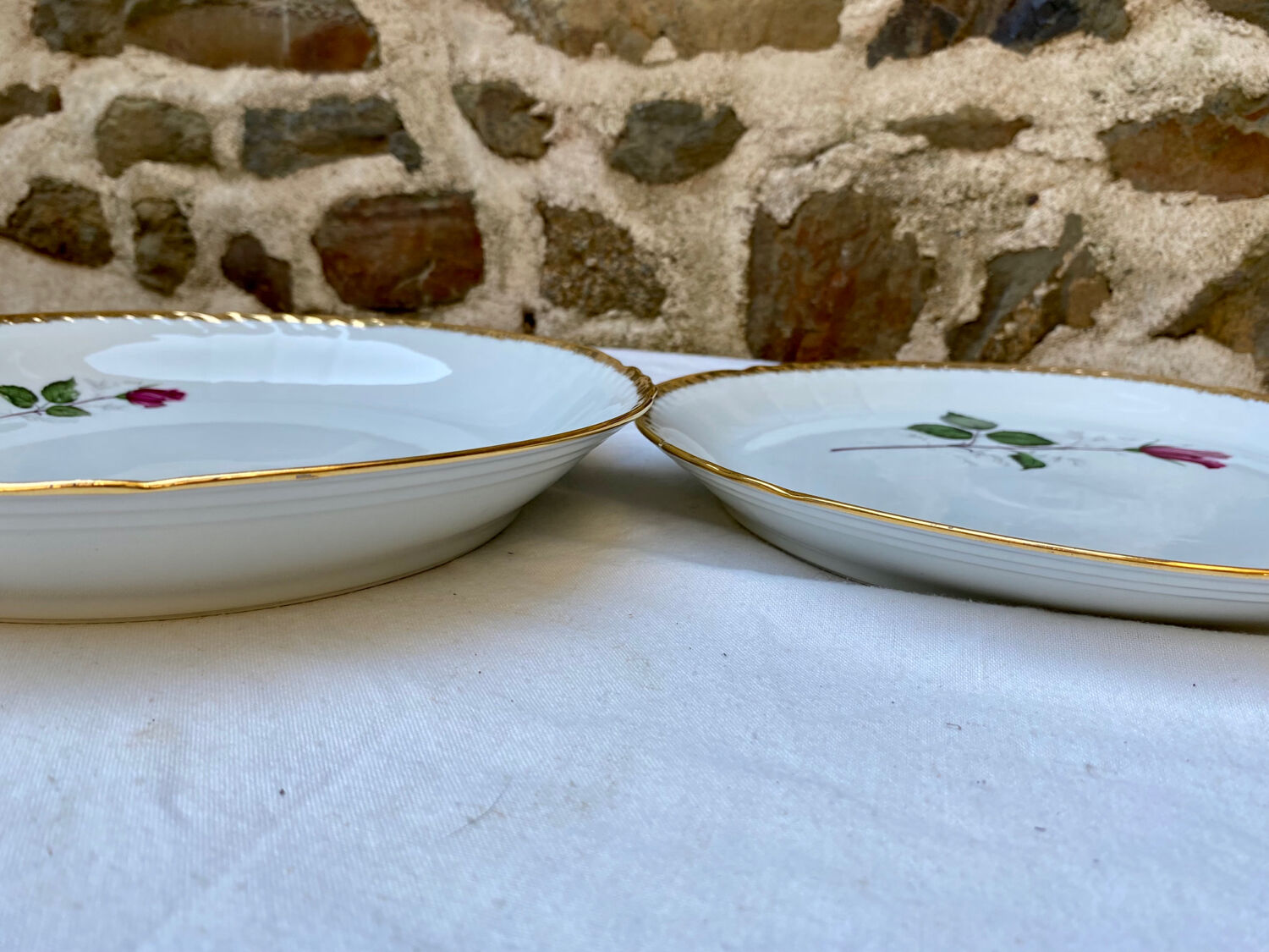 Service de table Berry roses en porcelaine
