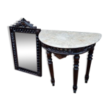 Console a half moon with its mirror