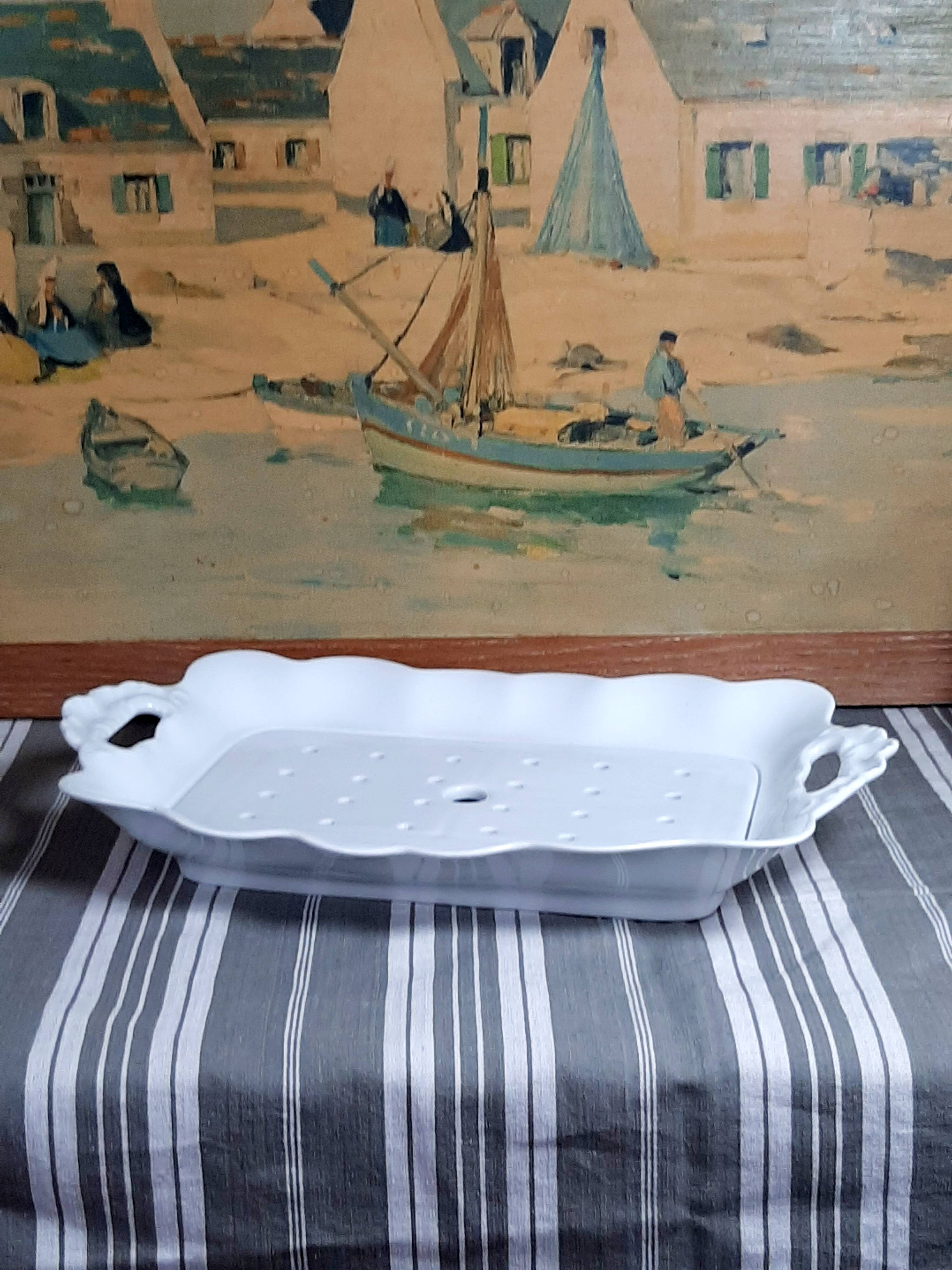 Limoges porcelain asparagus dish