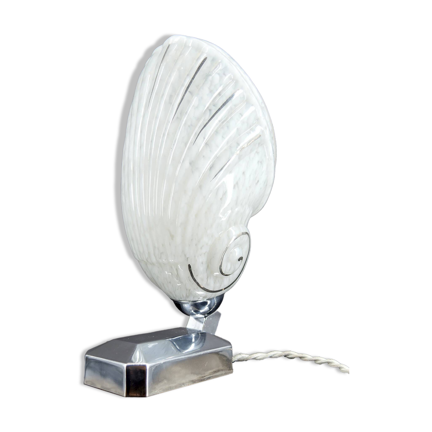 Modernist Art Deco "Coquillage" lamp, France, circa 1930