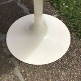 Tulip table