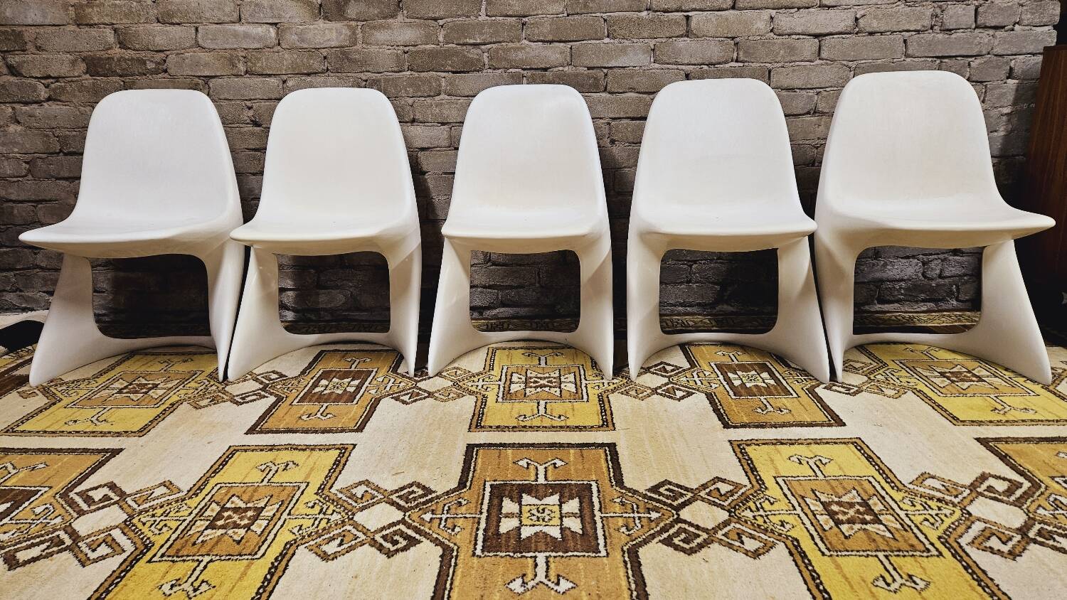 Set of 5 "Casalino" chairs by Alexander Begge for Casala, 1970.