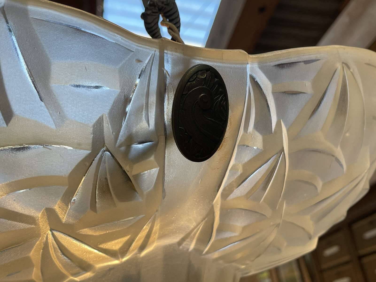 Art Deco suspension in moulded-pressed glass with geometric decoration signed Degué.