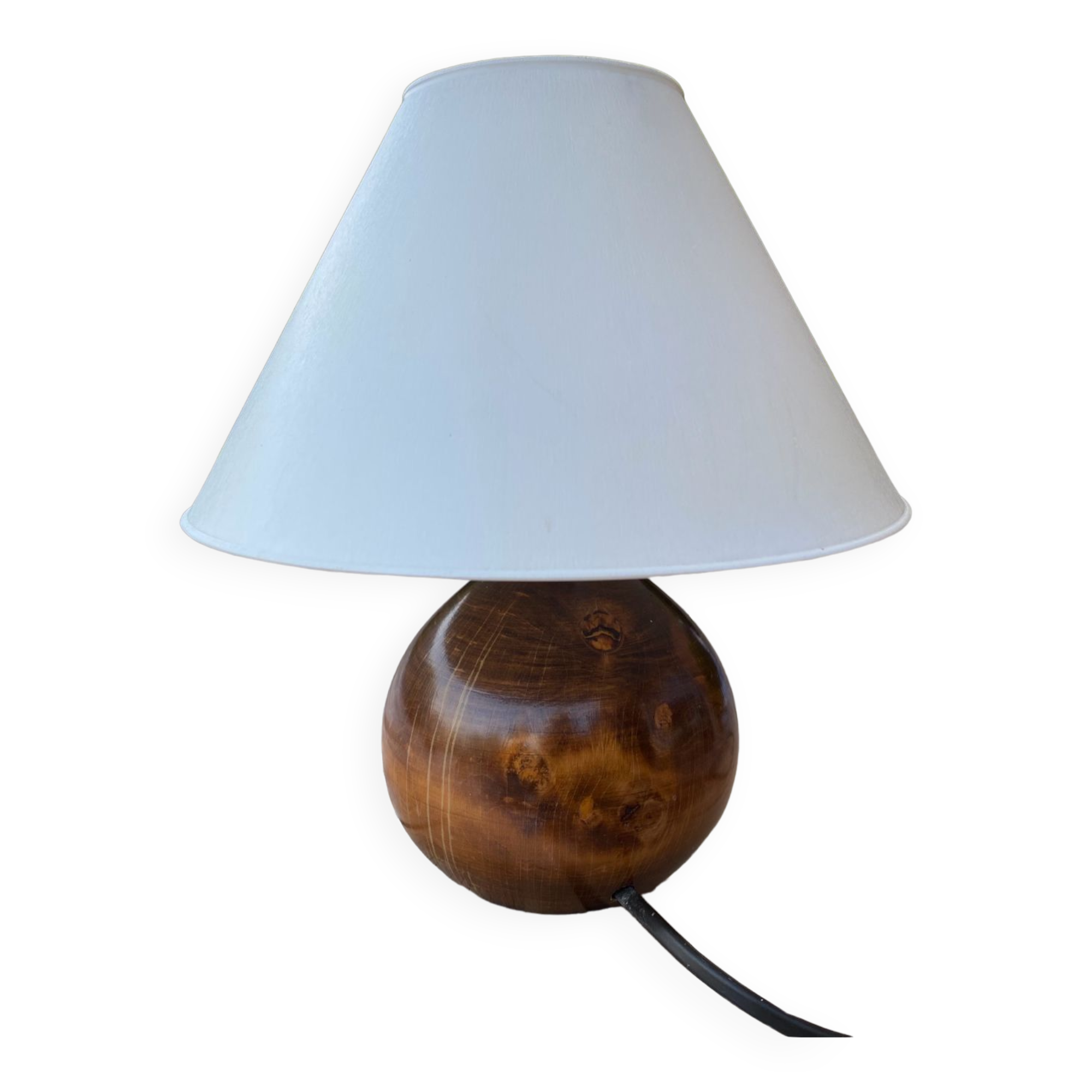 Ball bedside lamp