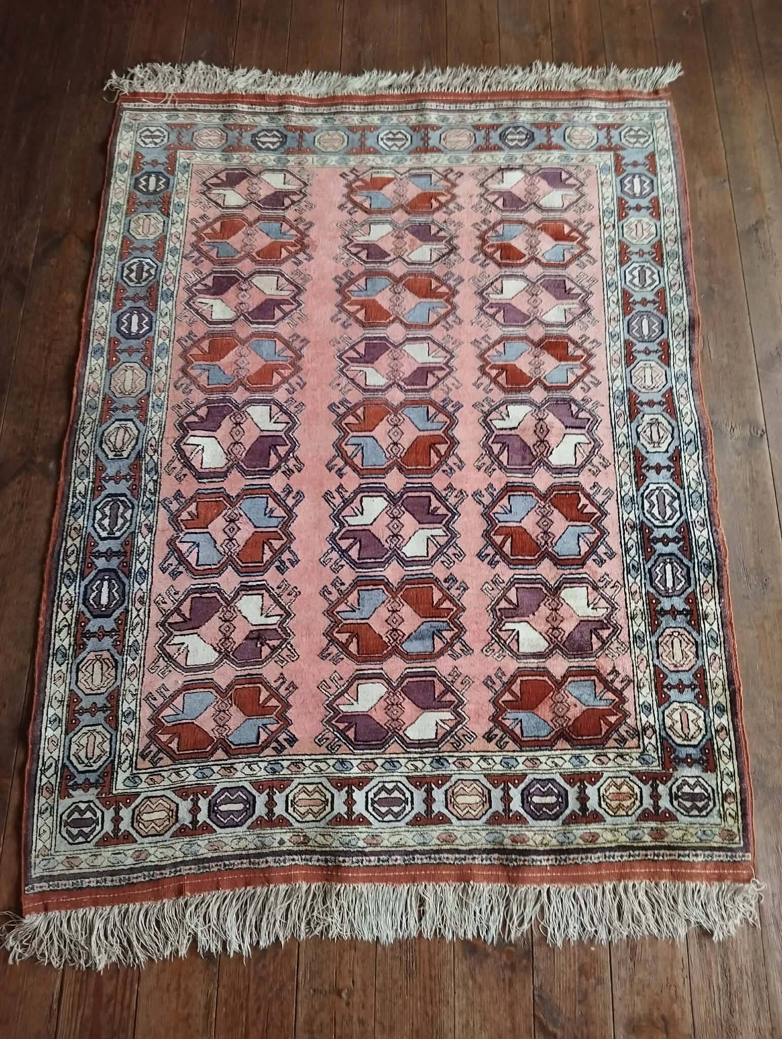 Handmade Turkmen silk carpet 163x117cm