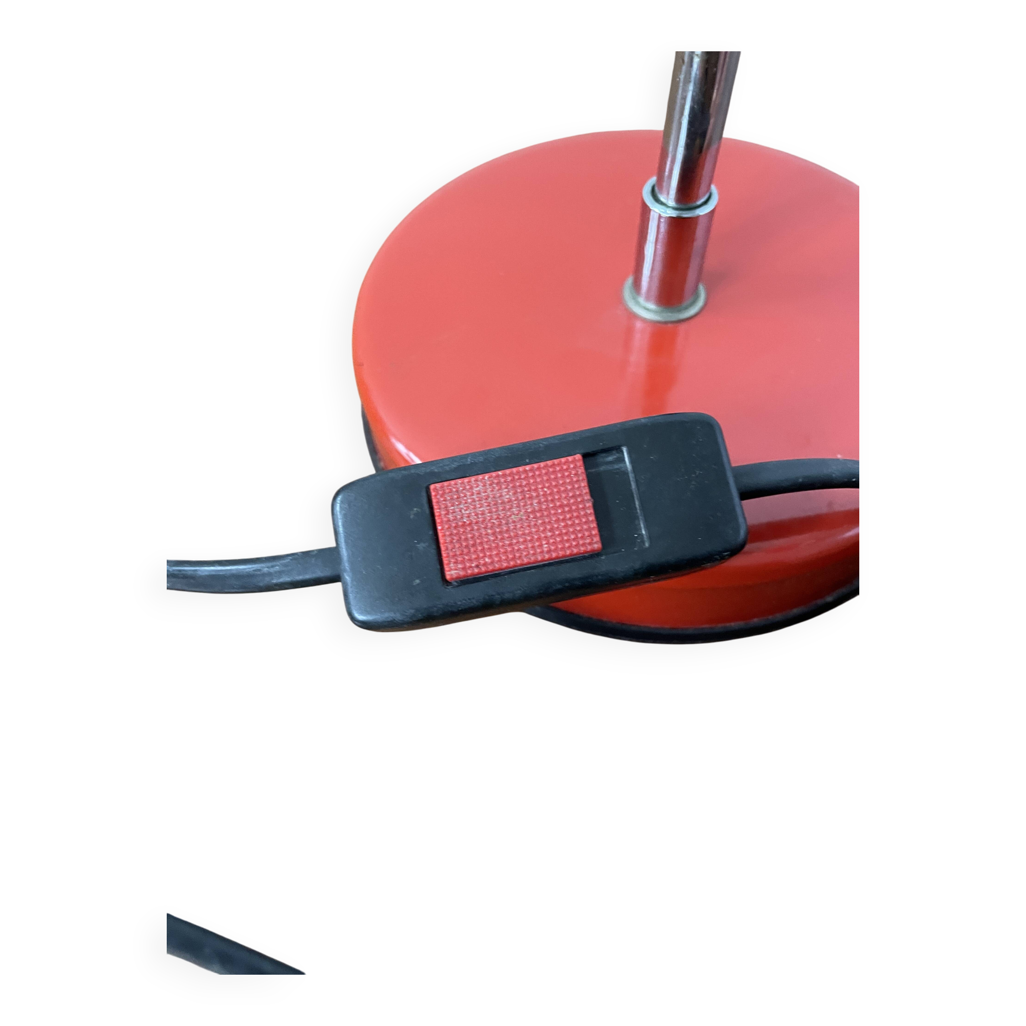 Lampe vintage rouge années 80 Veneta Lumi