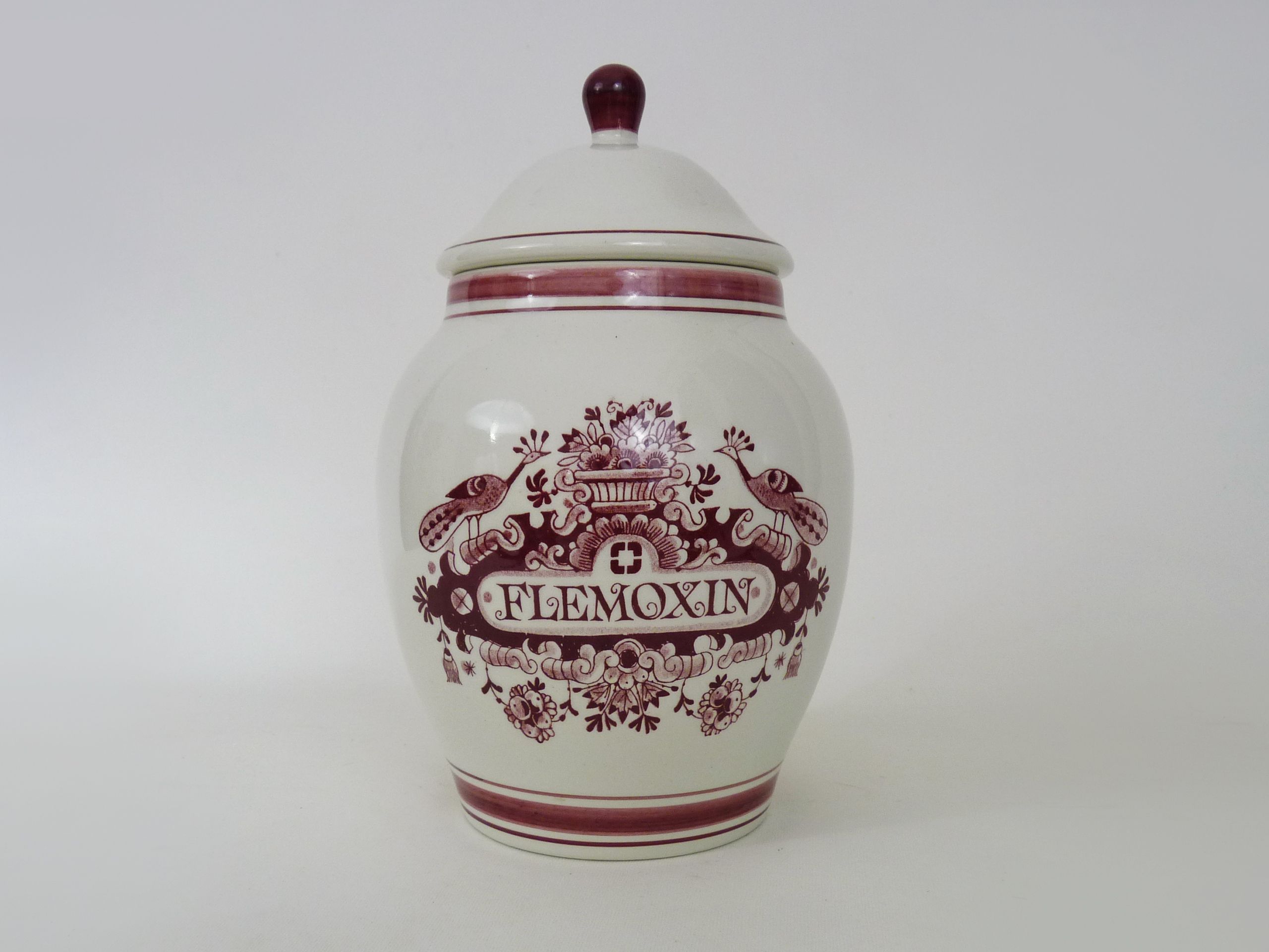 Former apothecary pot
