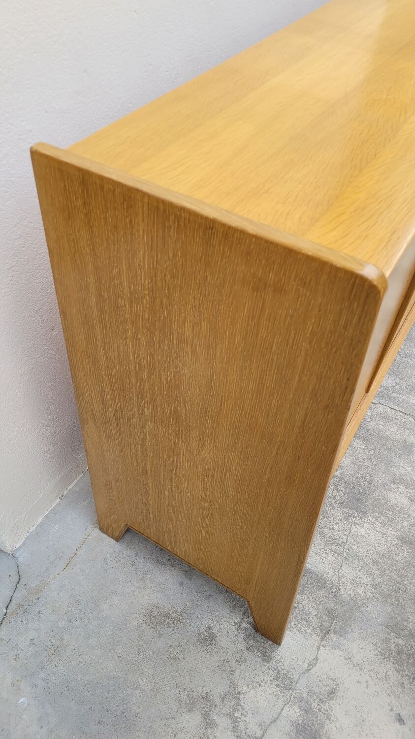 Vintage sideboard enfilade 1950 feet oak compass