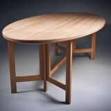 Table à manger en pin cérusé. Ollé Pira. Suède années 1960