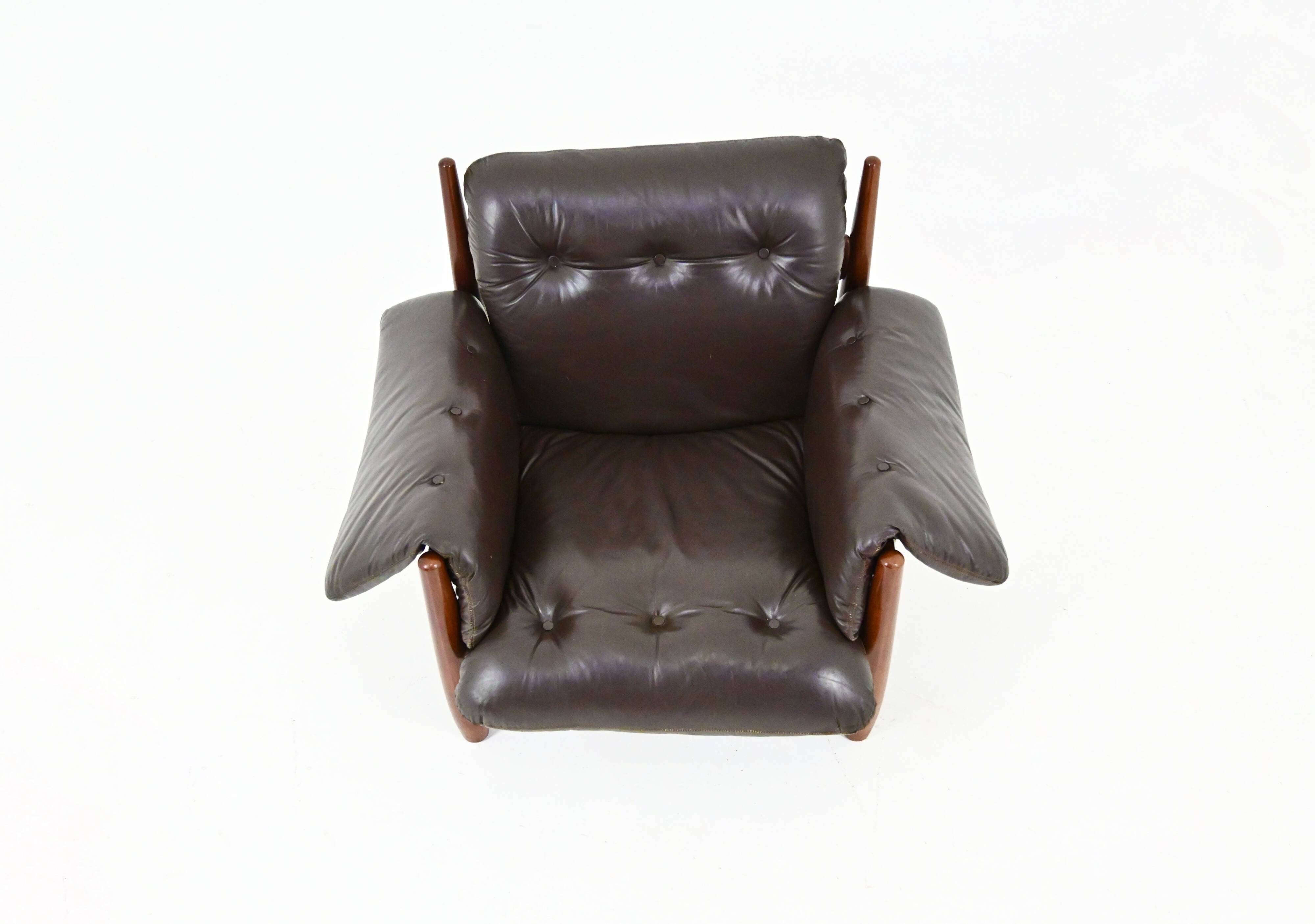 "Mole" armchair by Sergio Rodrigues for Oca, 1950s
