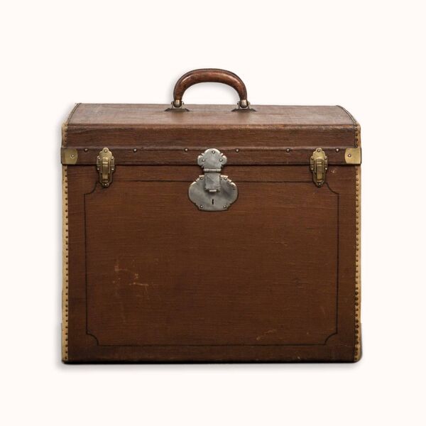 Malle vintage en forme de cube