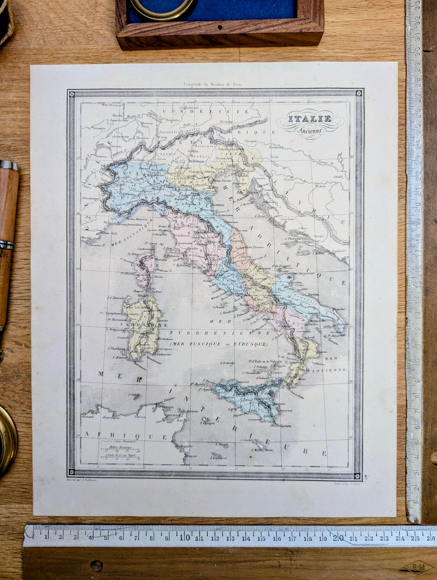 L'Italie ancienne, carte ancienne, imprimée en 1852.