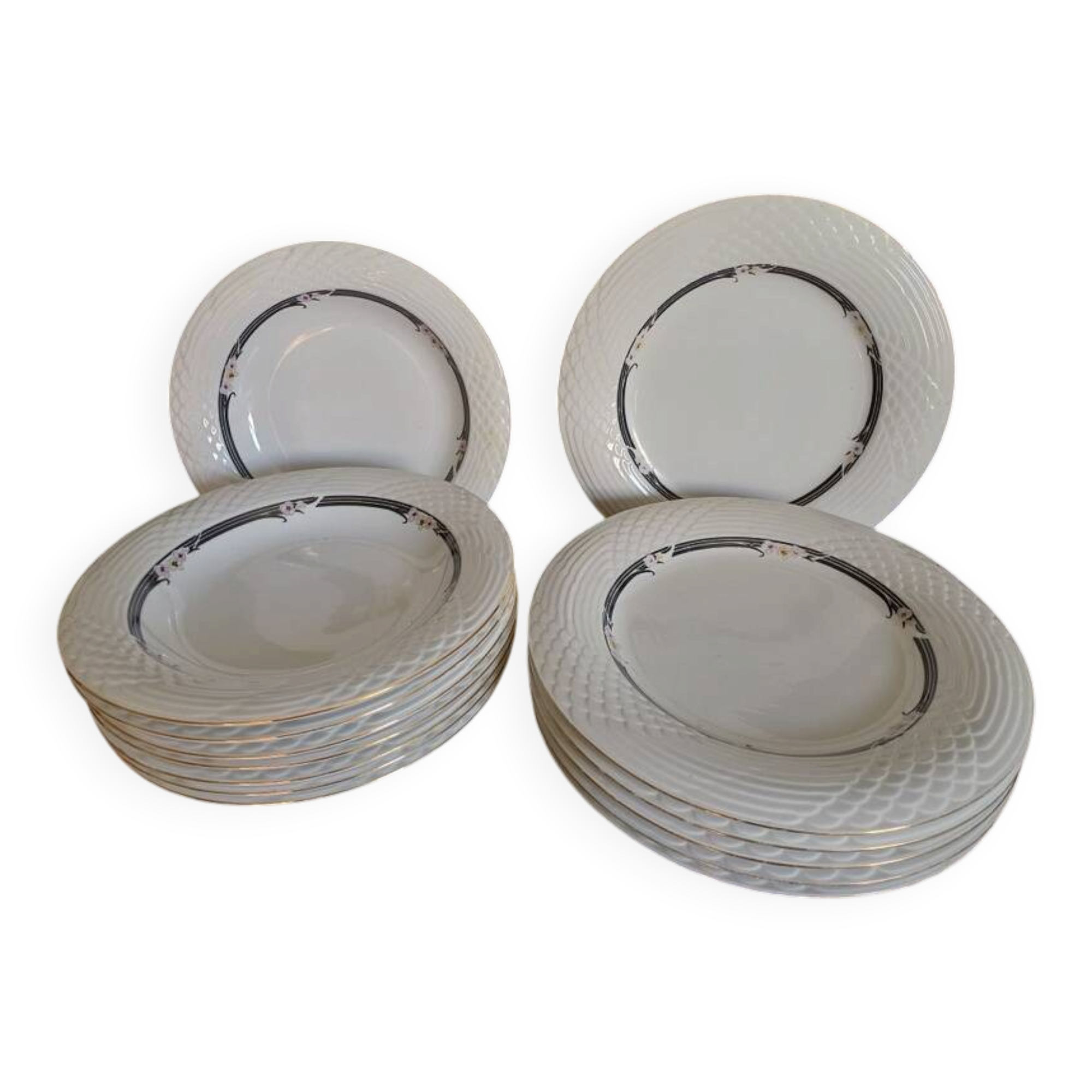 Set of 14 fine porcelain pieces - China Pearl "Alexandrite"