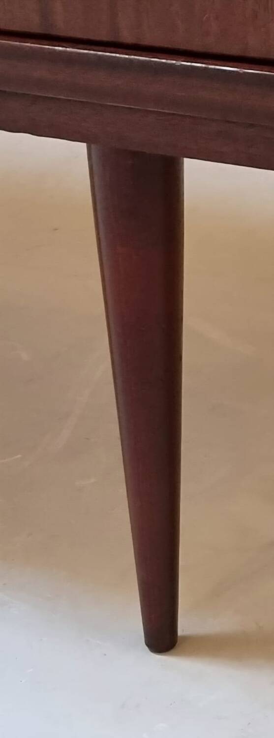 Buffet du milieu du siècle