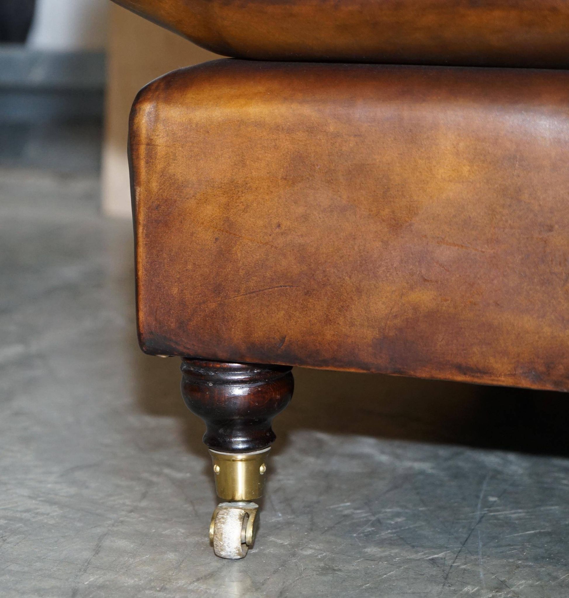 Howard & Son leather canapé, restored vintage, 3-seater