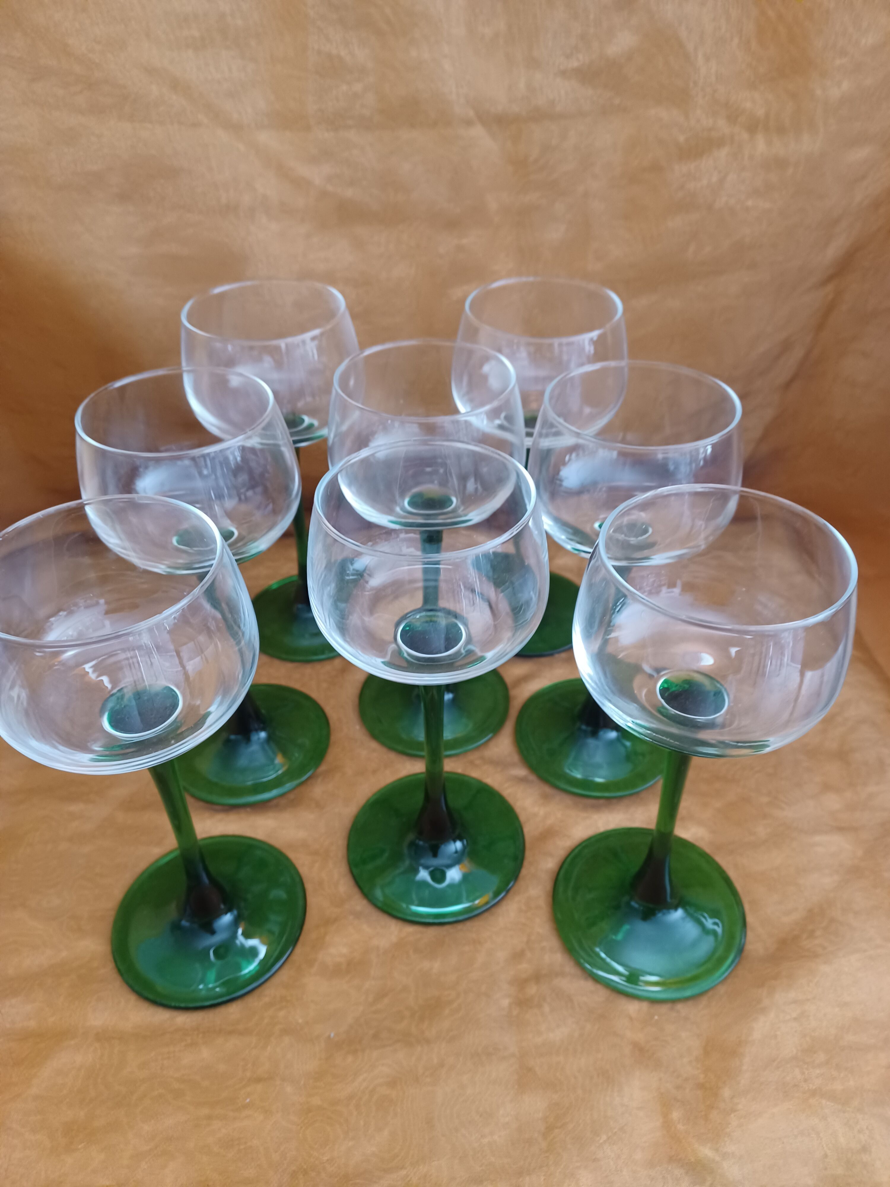 8 Alsatian white wine glasses