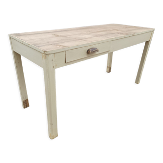 Old trade table