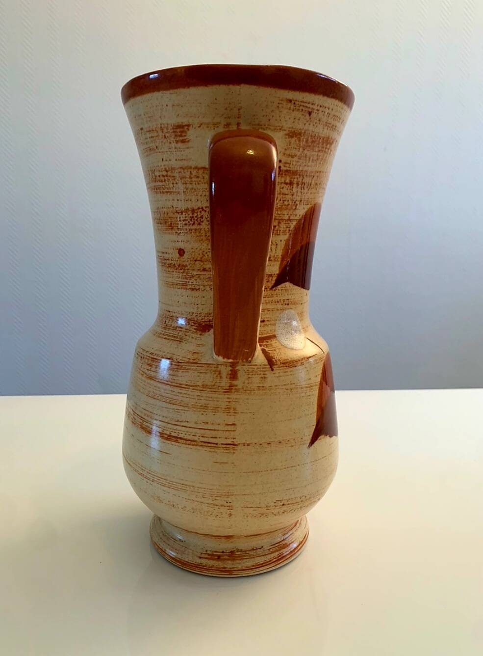 Lunéville ceramic vase
