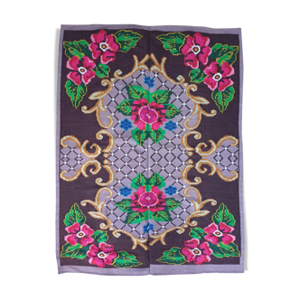 Boho chic Romanian carpet made by hand in wool, floral boho, lavender background with pink flowers 146x186cm