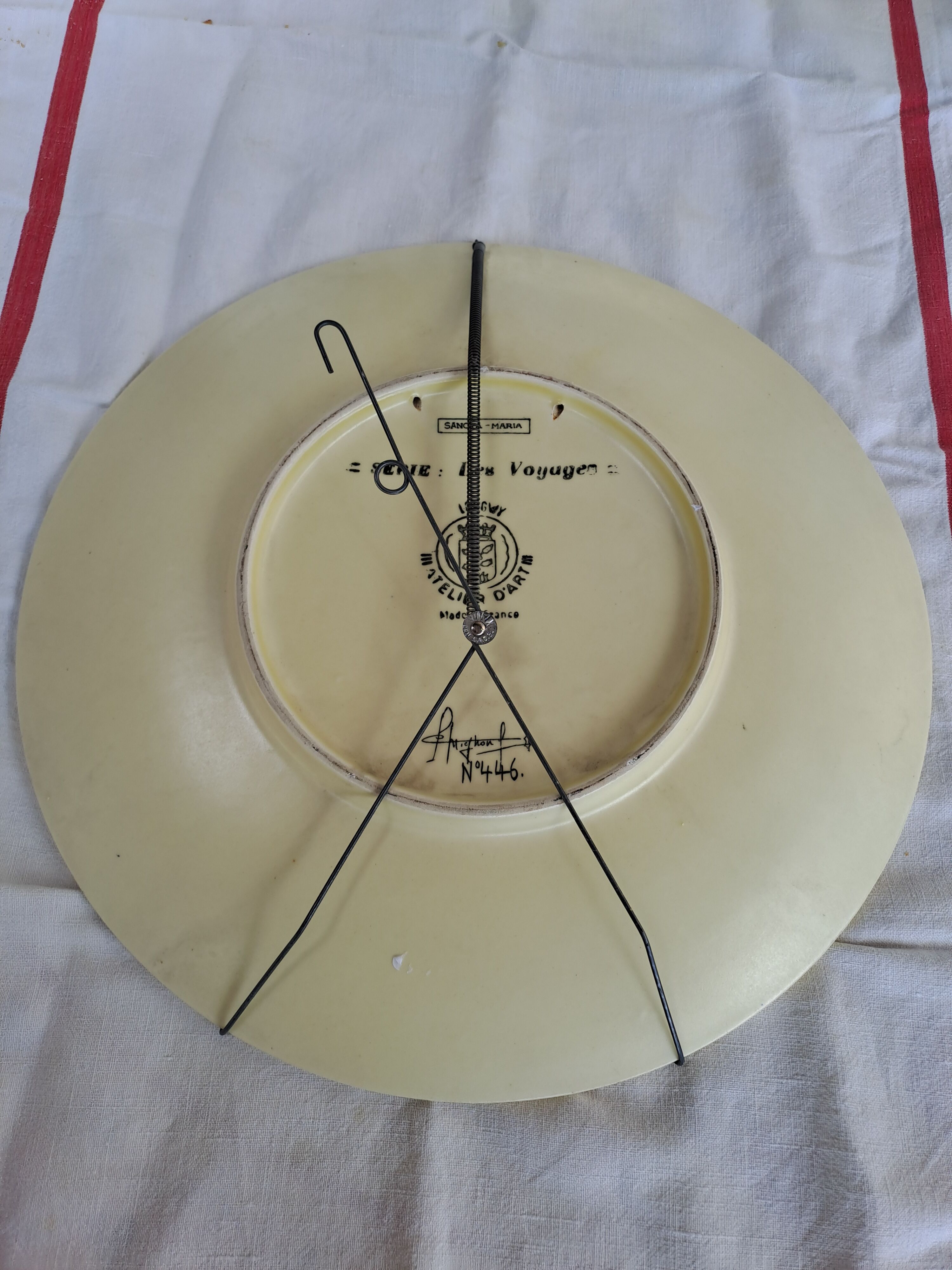Longwy plate no. 446 signed Mignon