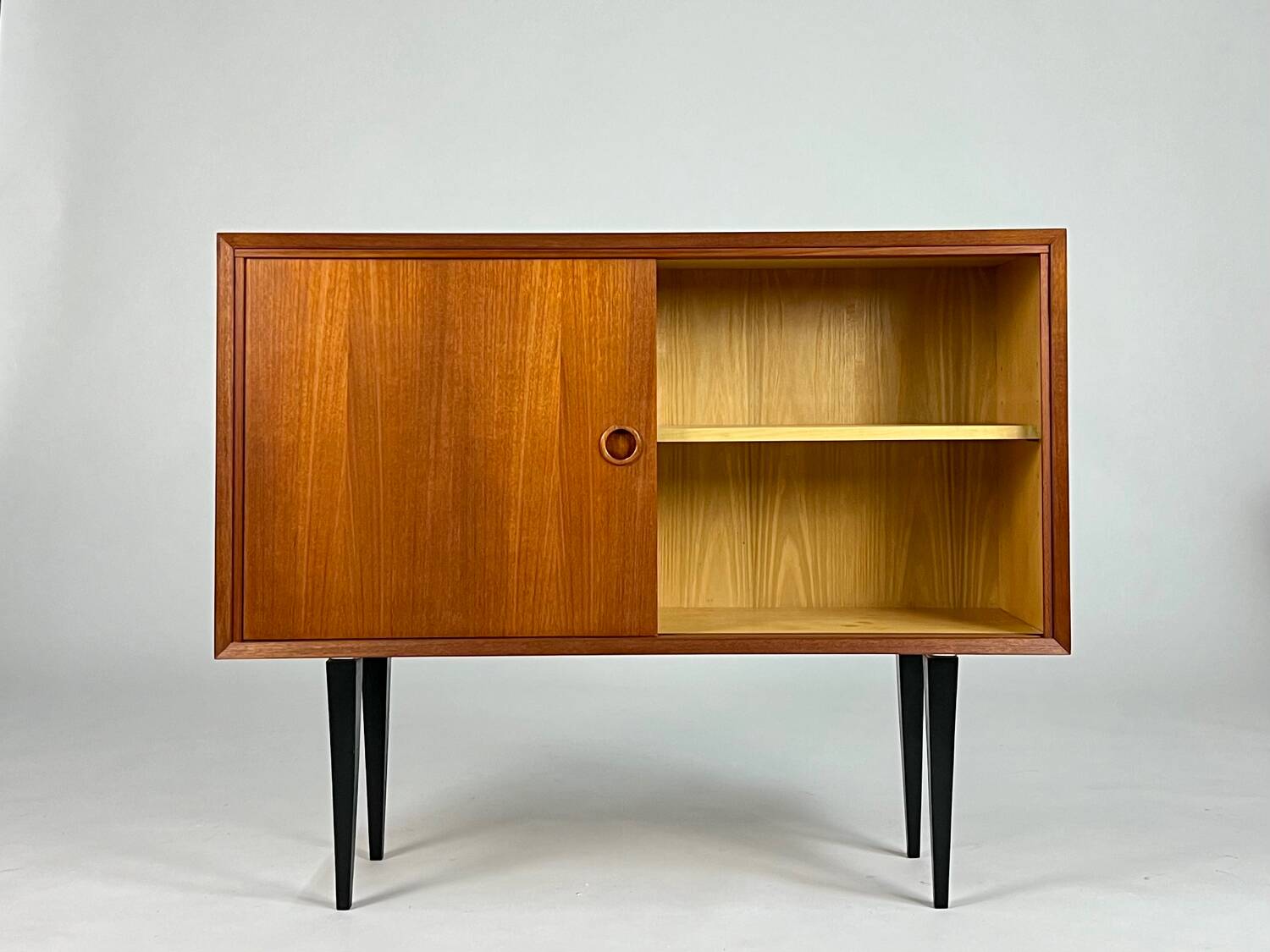 Mid-century teak chest of drawers sideboard hallway cabinet 60s vintage