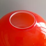 Lampe soucoupe en opaline rouge
