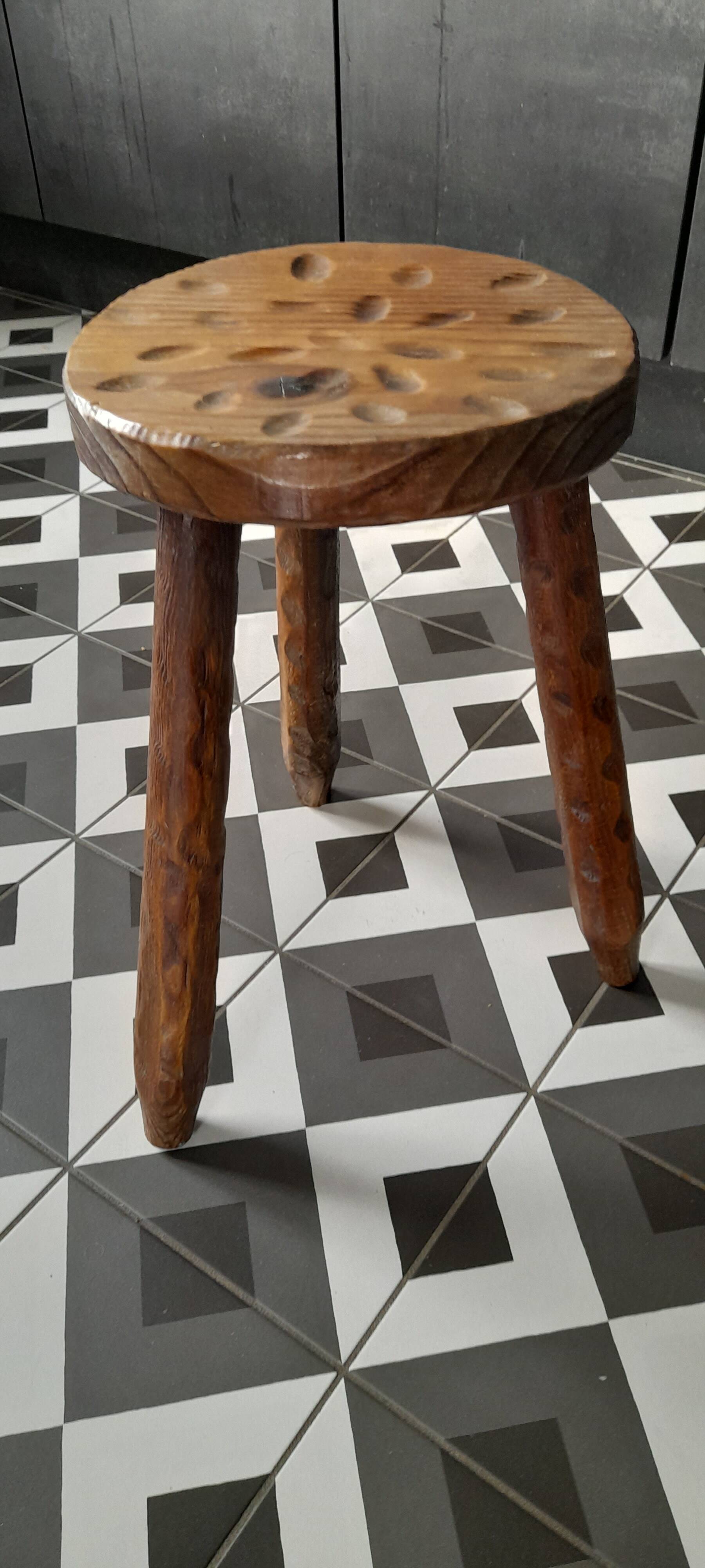Tripod stool