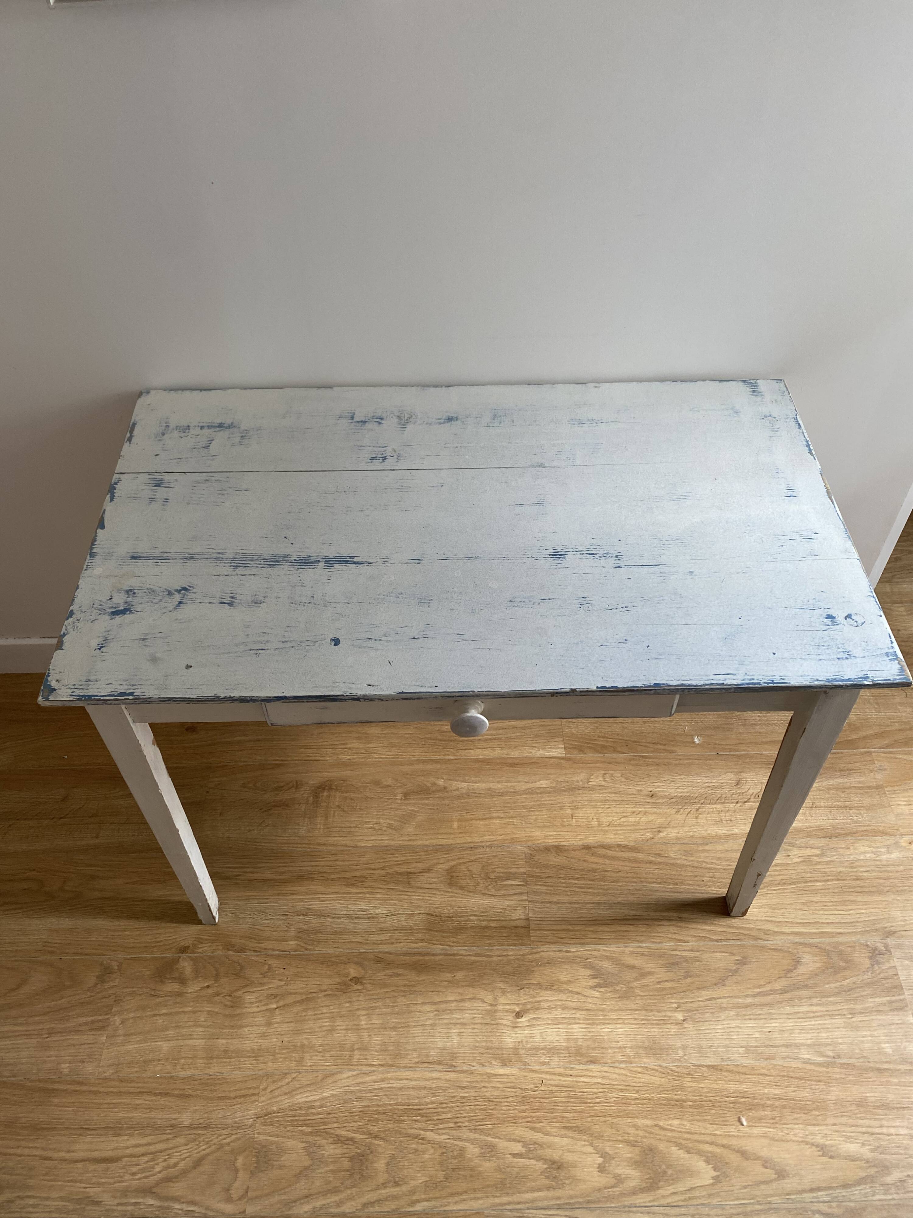 White farmhouse table