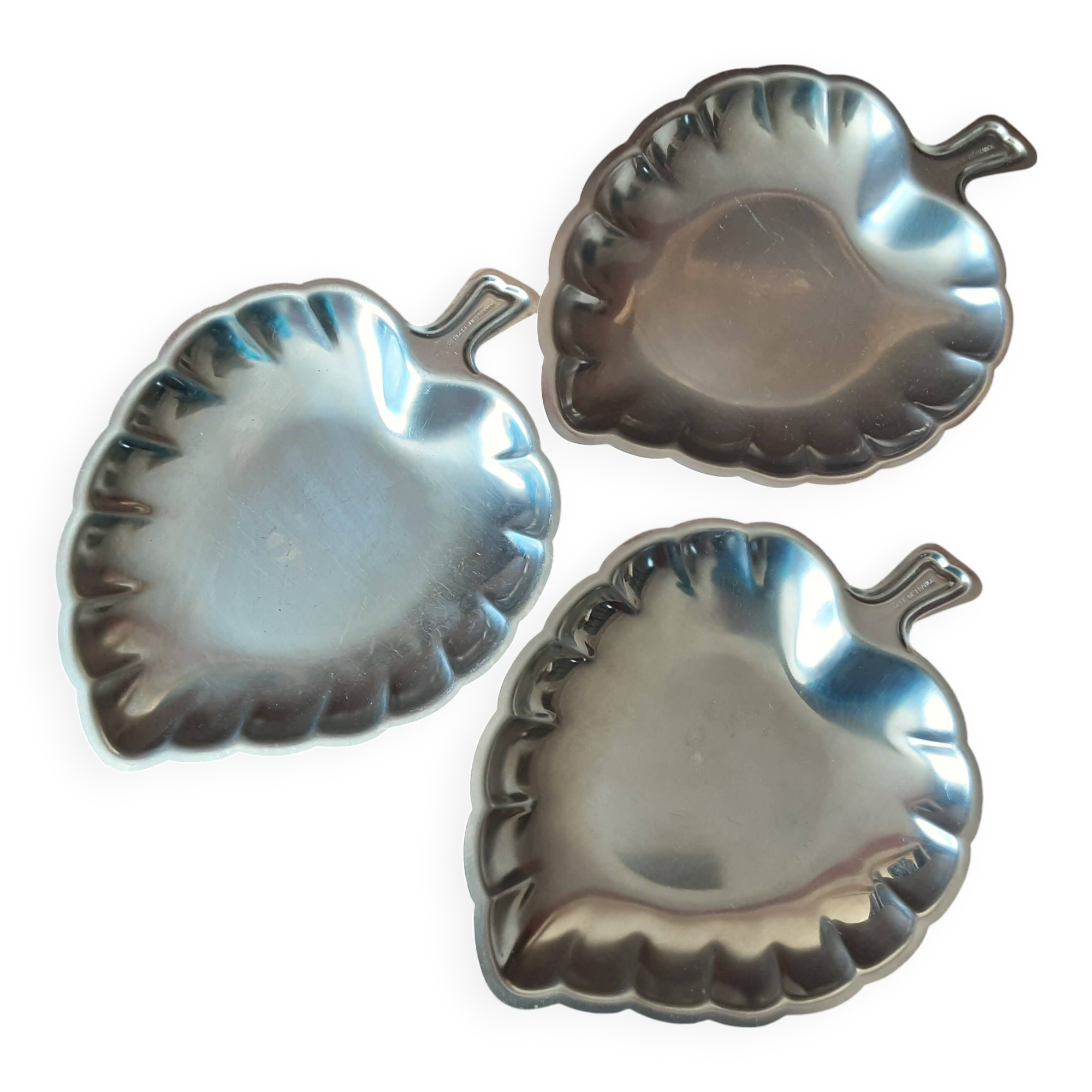 3 stainless steel cups