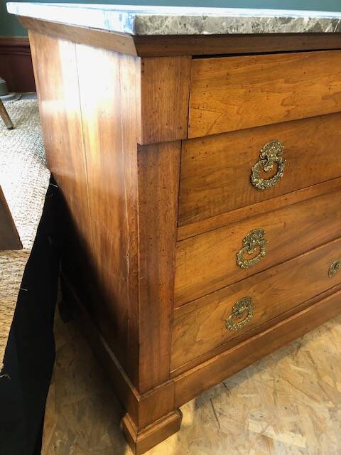 Commode with marble top