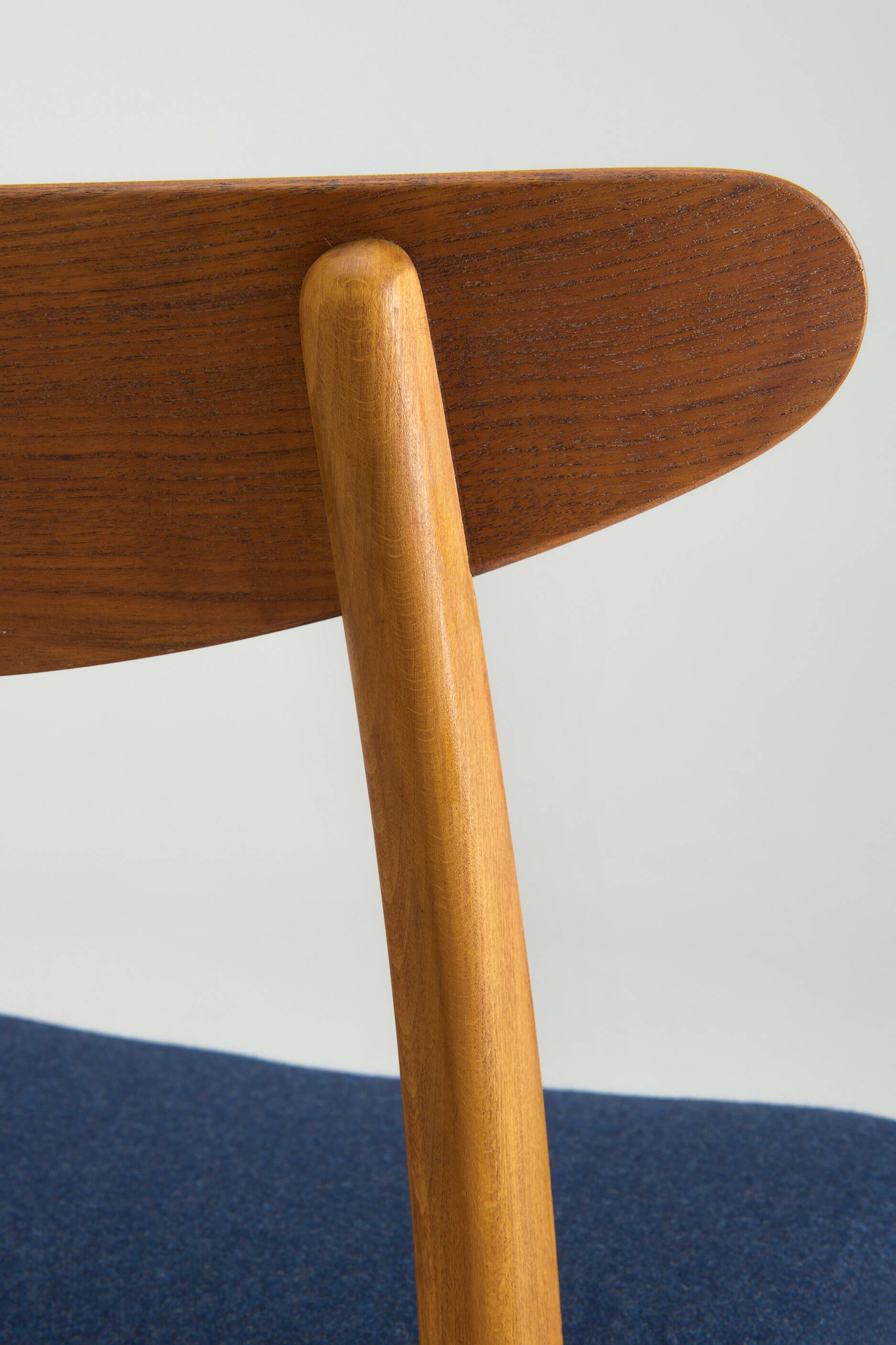 Ensemble de 4 chaises de salle à manger « Ch30 » - Hans J. Wegner